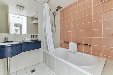 Novotel Cairns Oasis Resort - Timeshare Accommodation 2