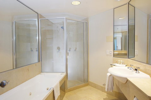 Crowne Plaza Surfers Paradise, An IHG Hotel - Timeshare Accommodation 6