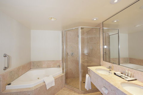 Crowne Plaza Surfers Paradise, An IHG Hotel - Timeshare Accommodation 35