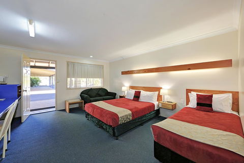 Smart Motels Bert Hinkler - Timeshare Accommodation 13