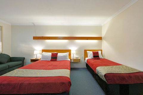 Smart Motels Bert Hinkler - Timeshare Accommodation 9