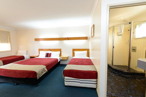 Smart Motels Bert Hinkler - Timeshare Accommodation 3