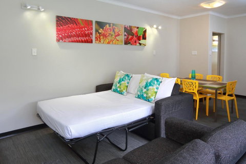 Palm Beach Hotel - Timeshare Accommodation 22