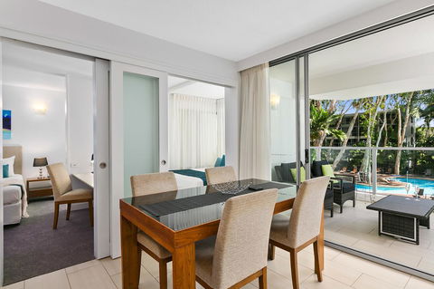 Palm Cove Beach Apartment - Timeshare Accommodation 9