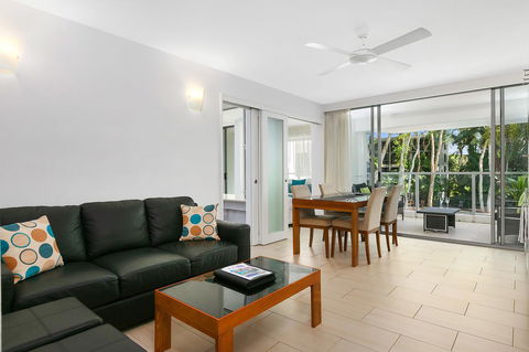 Palm Cove Beach Apartment - Timeshare Accommodation 19