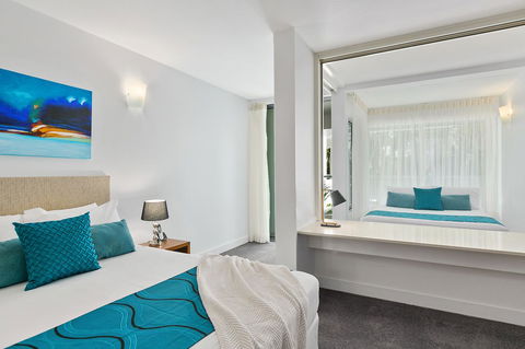 Palm Cove Beach Apartment - Timeshare Accommodation 16