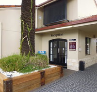 Burke  Wills Motor Inn - Timeshare Accommodation