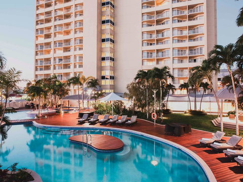 Pullman Cairns International - Timeshare Accommodation 1