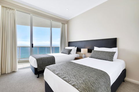 Pacific Views Resort - Timeshare Accommodation 3