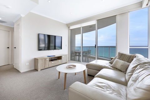 Pacific Views Resort - Timeshare Accommodation 5