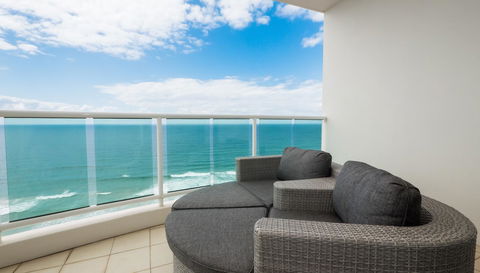 Pacific Views Resort - Timeshare Accommodation 0