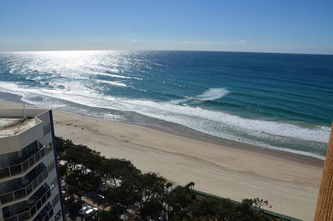 Zenith Ocean Front Apartments - Timeshare Accommodation 41