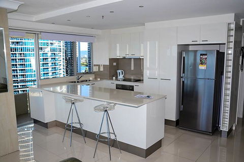 Zenith Ocean Front Apartments - Timeshare Accommodation 37