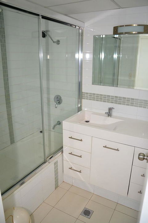 Zenith Ocean Front Apartments - Timeshare Accommodation 22
