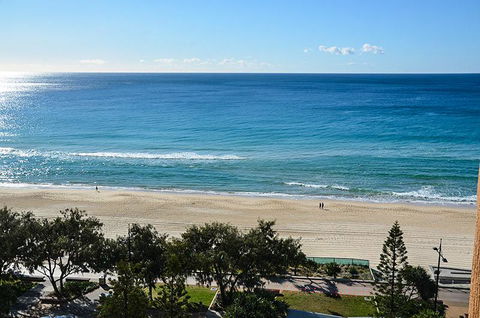 Zenith Ocean Front Apartments - Timeshare Accommodation 13