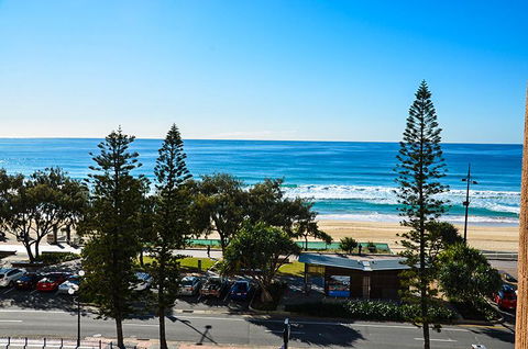 Zenith Ocean Front Apartments - Timeshare Accommodation 31