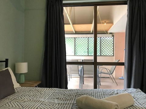 Location! 2BR Town View Unit In Centre Of Airlie. - Timeshare Accommodation 9