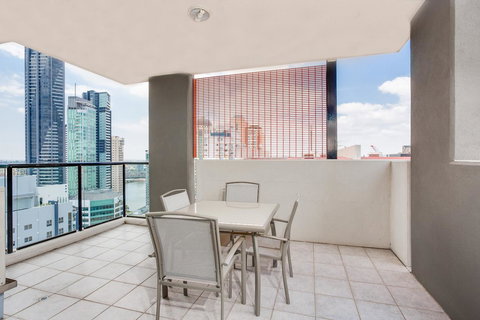 Republic Apartments Brisbane City - Timeshare Accommodation 15