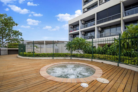 Sunshine Tower Hotel - Timeshare Accommodation 13