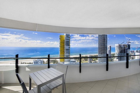 Wave Apartments Broadbeach - Timeshare Accommodation 3
