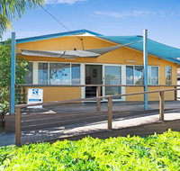 Wheelchair Friendly with water views - Welsby Pde Bongaree - Timeshare Accommodation