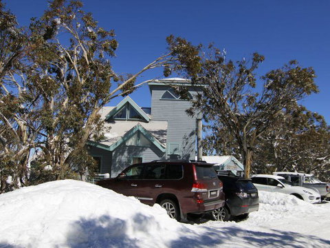 Whistler 5 - Timeshare Accommodation 1