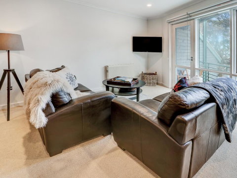 Whistler 5 - Timeshare Accommodation 2