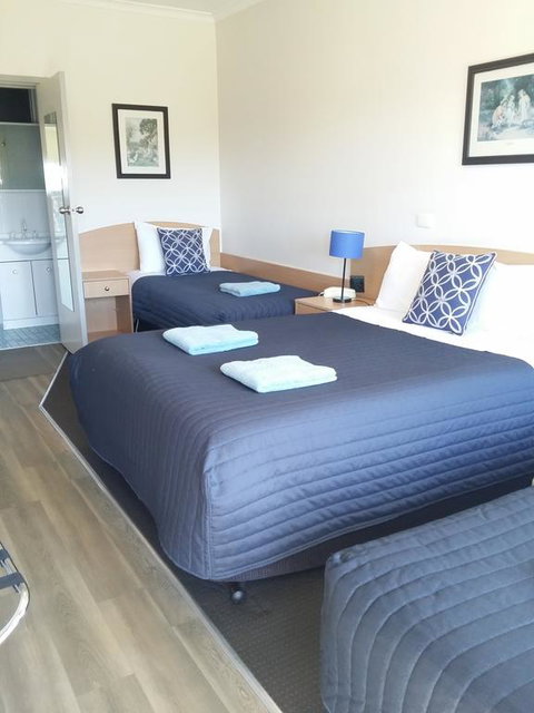White Manor Motel - Timeshare Accommodation 2