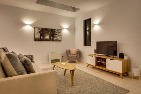 White Room Apartments - Timeshare Accommodation 2