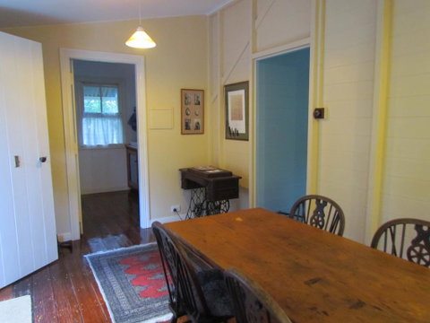Whitsunday Cane Cutters Cottage - Timeshare Accommodation 3