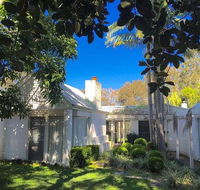 Wisteria Cottage on the Lagoon/Beach - Timeshare Accommodation