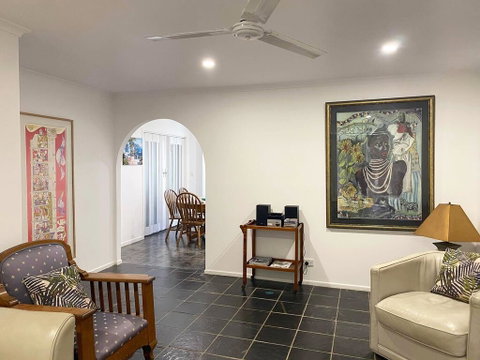 Woorim Secluded Palms Cottage - Timeshare Accommodation 3