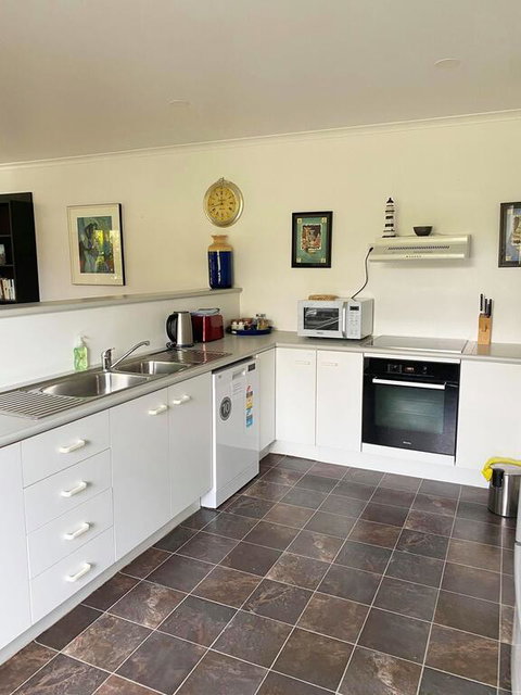 Woorim Secluded Palms Villa - Timeshare Accommodation 3