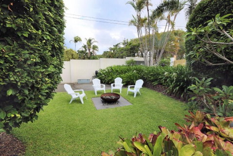 6 Dooley Street Bargara - Timeshare Accommodation 3