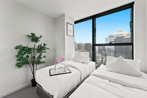 A 2BR Apt On Collins With City Views FREE Parking - Timeshare Accommodation 3