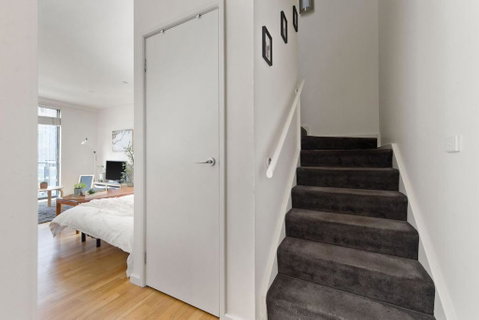 A 2BR Loft Near Melbourne Central FREE Parking - Timeshare Accommodation 3
