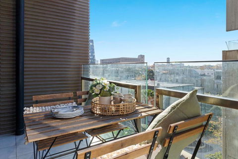 A Chic 2BR Apt Near Melbourne Uni FREE Parking - Timeshare Accommodation 4