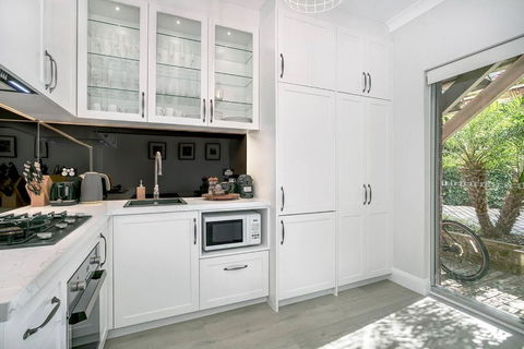 BALO1 - The Esplanade - Mosman - Timeshare Accommodation 2