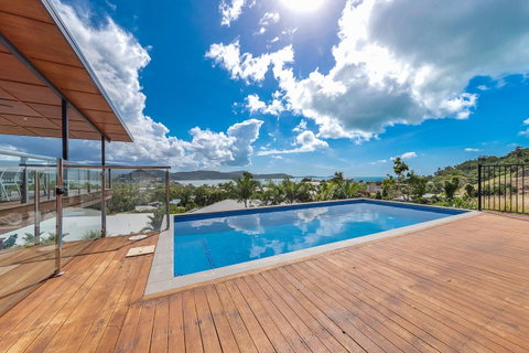 Viewpoint Holiday Home - Cannonvale - Timeshare Accommodation 0