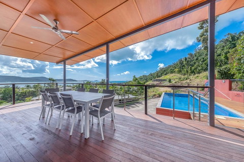 Viewpoint Holiday Home - Cannonvale - Timeshare Accommodation 3
