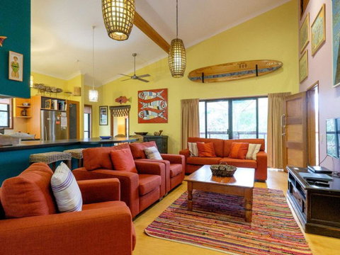 Five Bimba (Tractor House) - Timeshare Accommodation 10