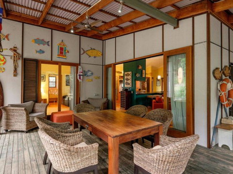 Five Bimba (Tractor House) - Timeshare Accommodation 17