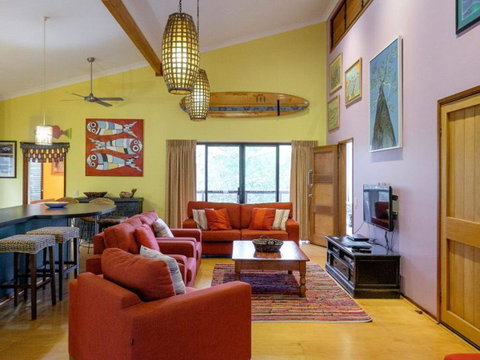 Five Bimba (Tractor House) - Timeshare Accommodation 2