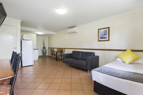 Glenmore Tavern - Timeshare Accommodation 30