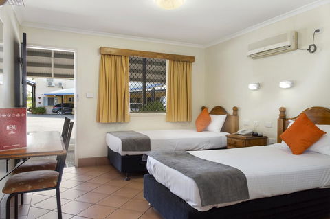 Glenmore Tavern - Timeshare Accommodation 11