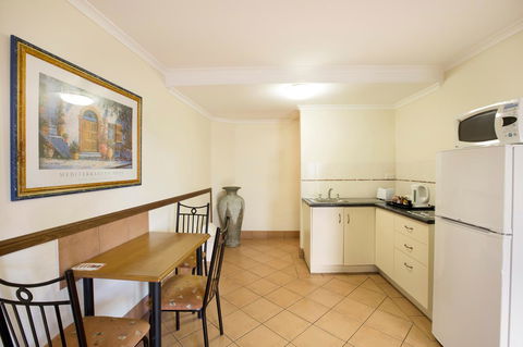 Glenmore Tavern - Timeshare Accommodation 15