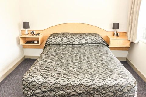 Salisbury Hotel Motel - Timeshare Accommodation 24