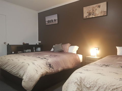 The Q Motel Rockhampton - Timeshare Accommodation 4