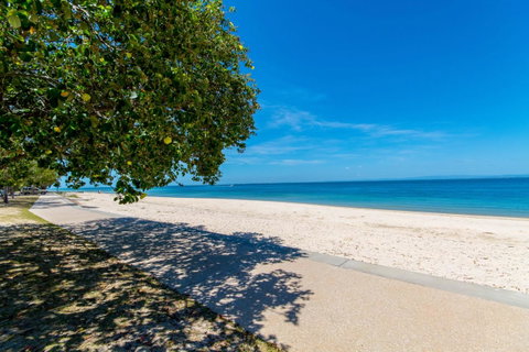 Lowset, Pet Friendly Cottage - Sunset Ave, Bongaree - Timeshare Accommodation 11