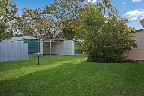 Lowset, Pet Friendly Cottage - Sunset Ave, Bongaree - Timeshare Accommodation 10